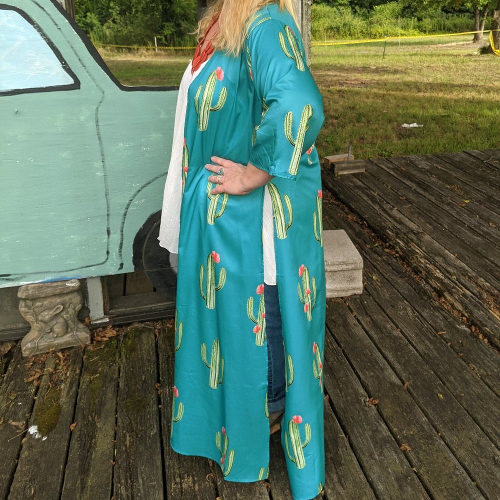 Cactus Print Duster - Picture 3 of 5